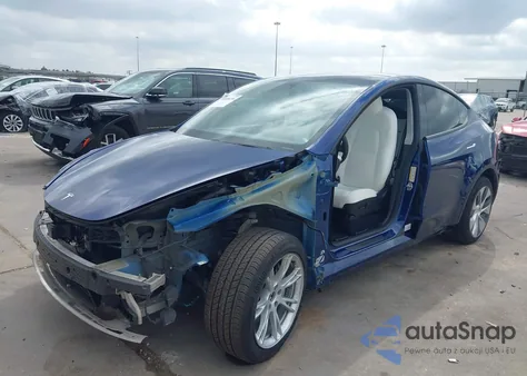 2020 Tesla Model Y Long Range Dual Motor All-Wheel Drive z USA, uszkodzony, nr VIN 5YJYGDEE8LF021033